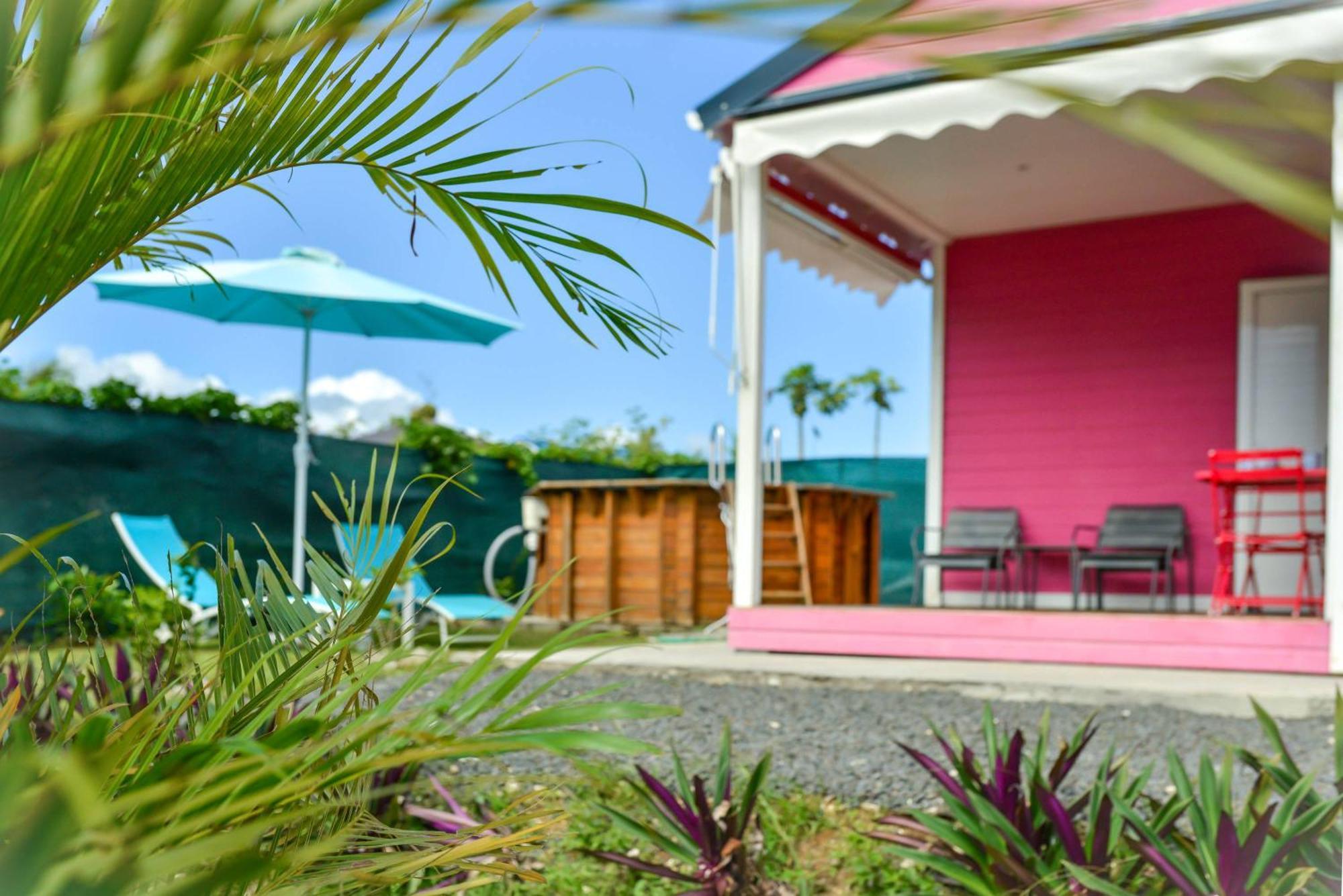 Les Jardins De Chantilly -Bungalows 4 Etoiles Avec Jardins Et Piscines Privees Baie-Mahault Pokoj fotografie